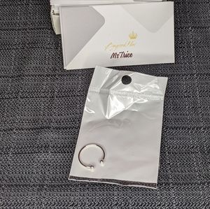 Sliver cartilage nose ring